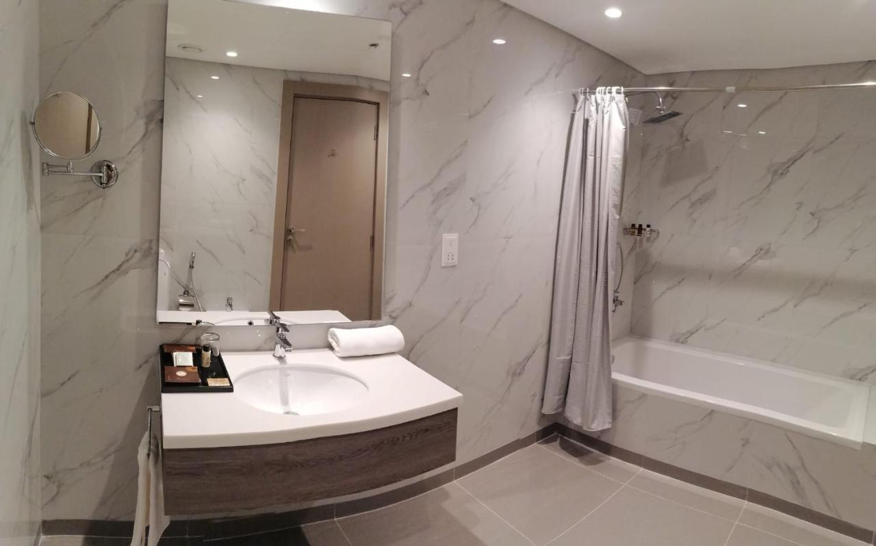 Gloria Hotel & Suites Doha Exteriör bild